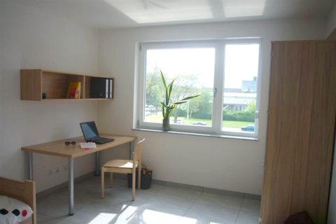 Wohnheim LAB, Berliner Allee, Beispiel unbewohntes Zimmer