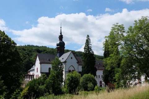 Kirche im Rheingau